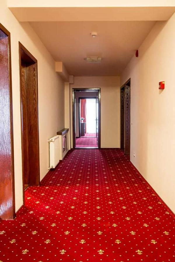 Pensiunea Perla Neamtului Minastirea Neamt Extérieur photo